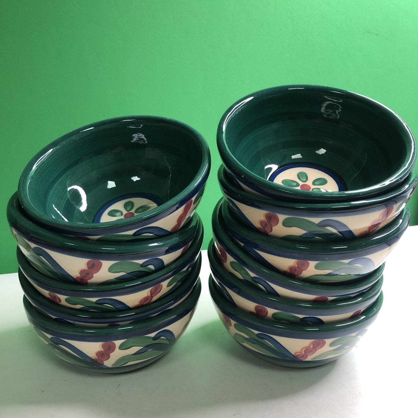 One 1993 Gail Pittman Pottery Bowl Signed Mississippi 5.75” Cereal Soup Dessert