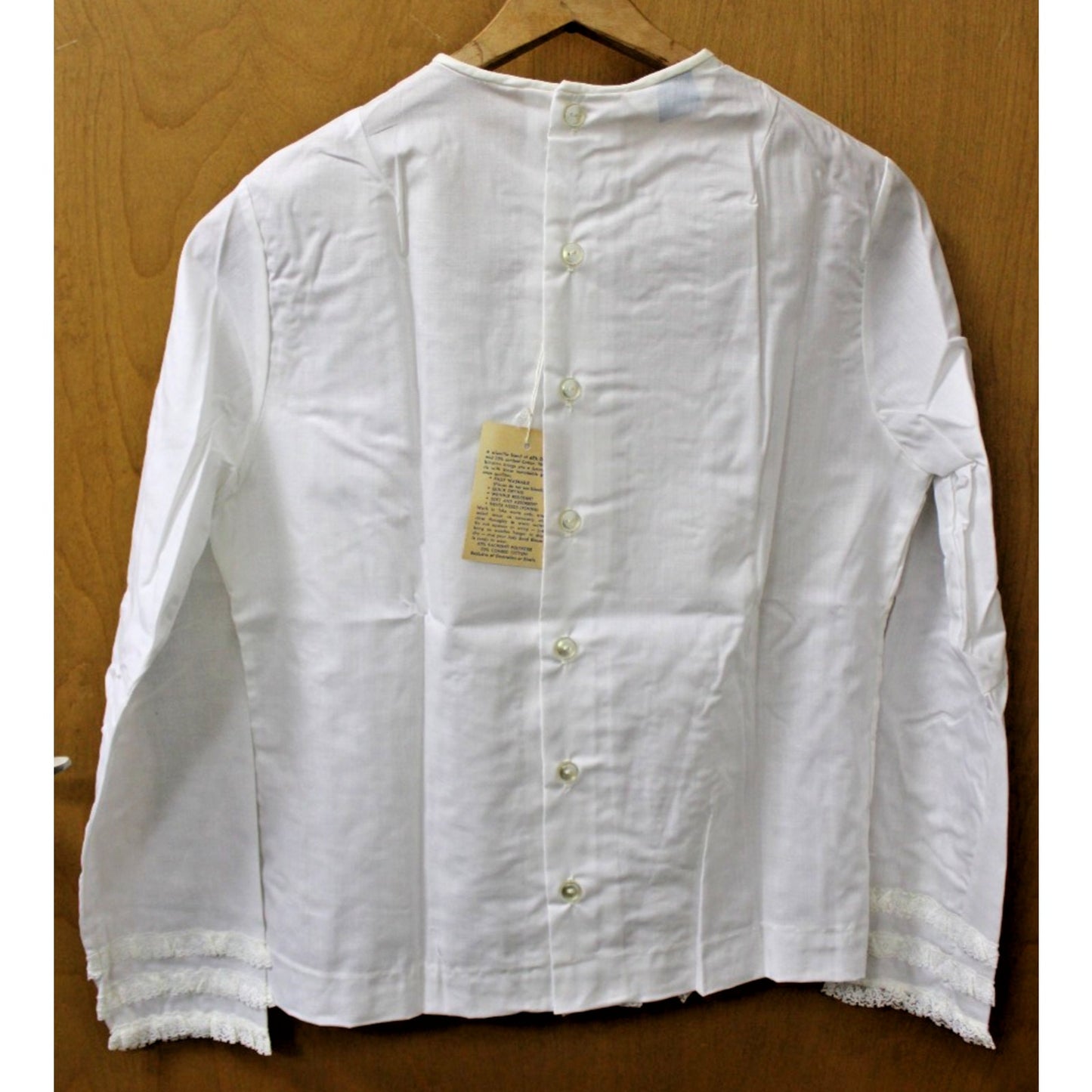 Vintage NOS Judy Bond White Lace Embroidered Blouse Sz. 14/34 Cotton Dacron