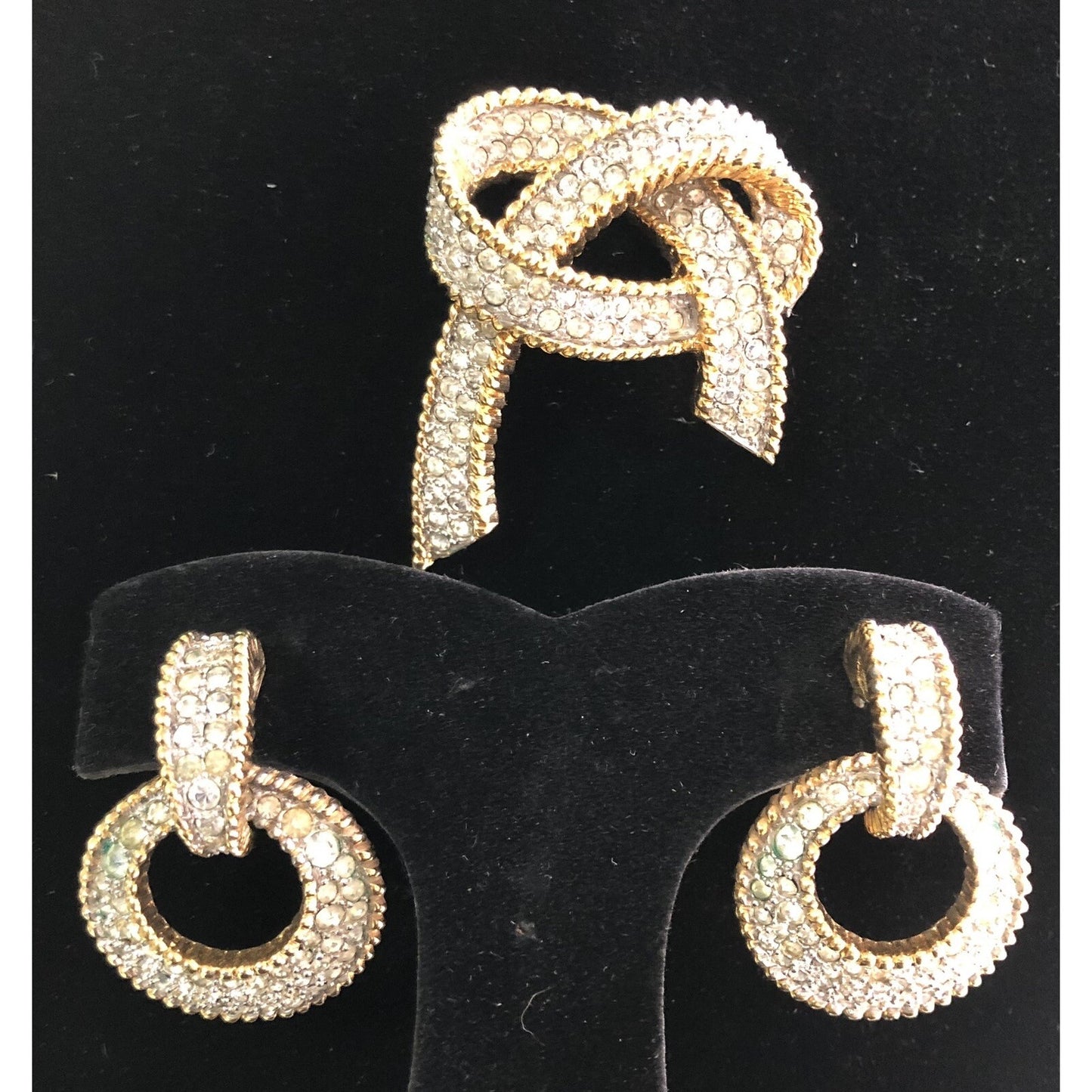 JOMAZ Bow Rhinestone Brooch & Door Knocker Earrings Screw Back Signed Vintage
