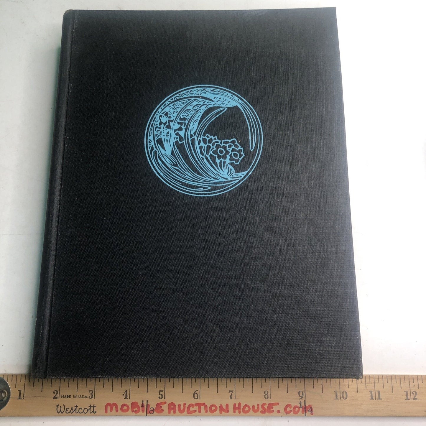 The Dictionary of World Pottery and Porcelain by Louise Ade Boger 1971 HC