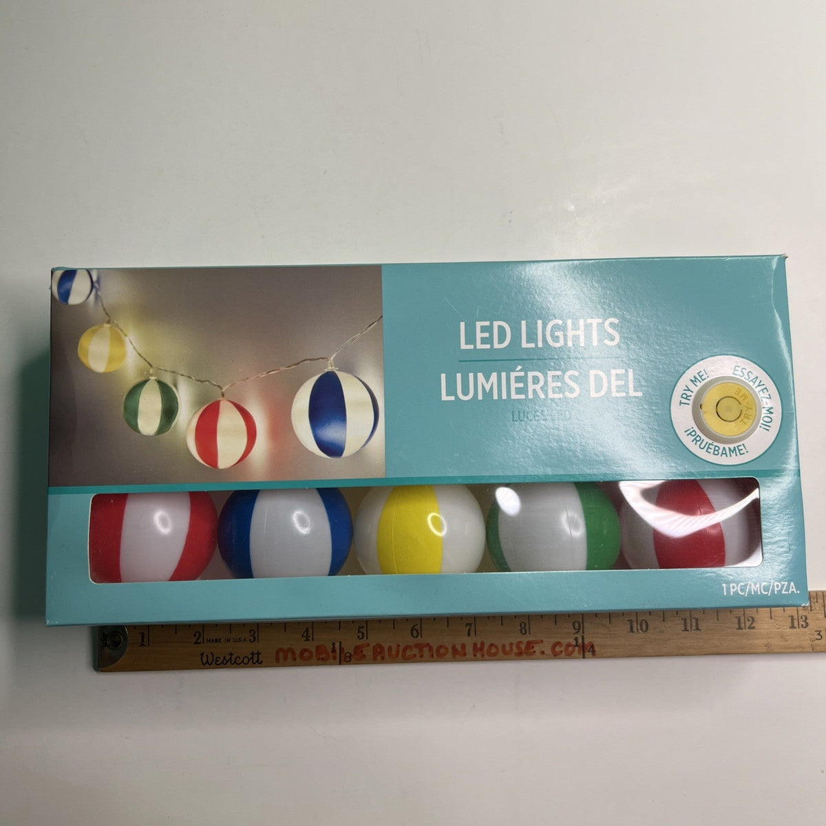 NEW - 10 LED Decorative Lights Battery Operated 5.7' Long 2 AA Batteries Needed