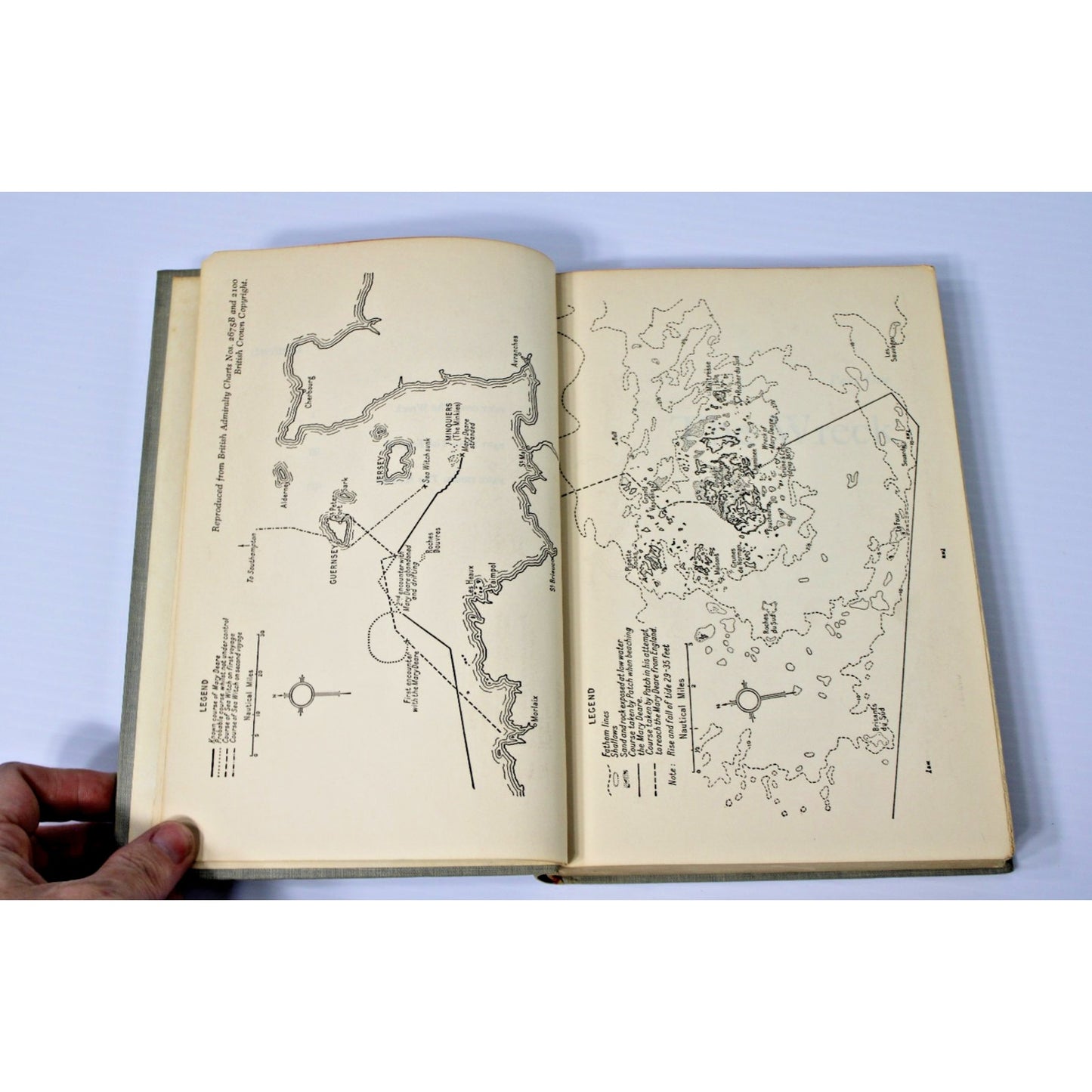 The Wreck Of The Mary Deare A Story of the Sea- Hammond Innes 1956 Mystery Novel