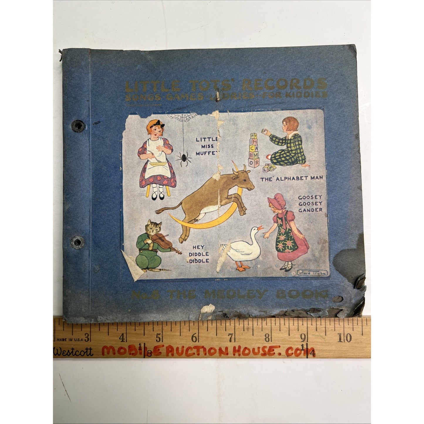 No. 8 Medley Book LITTLE TOTS RECORDS SONGS GAMES STORIES REGAL RECORDS NY