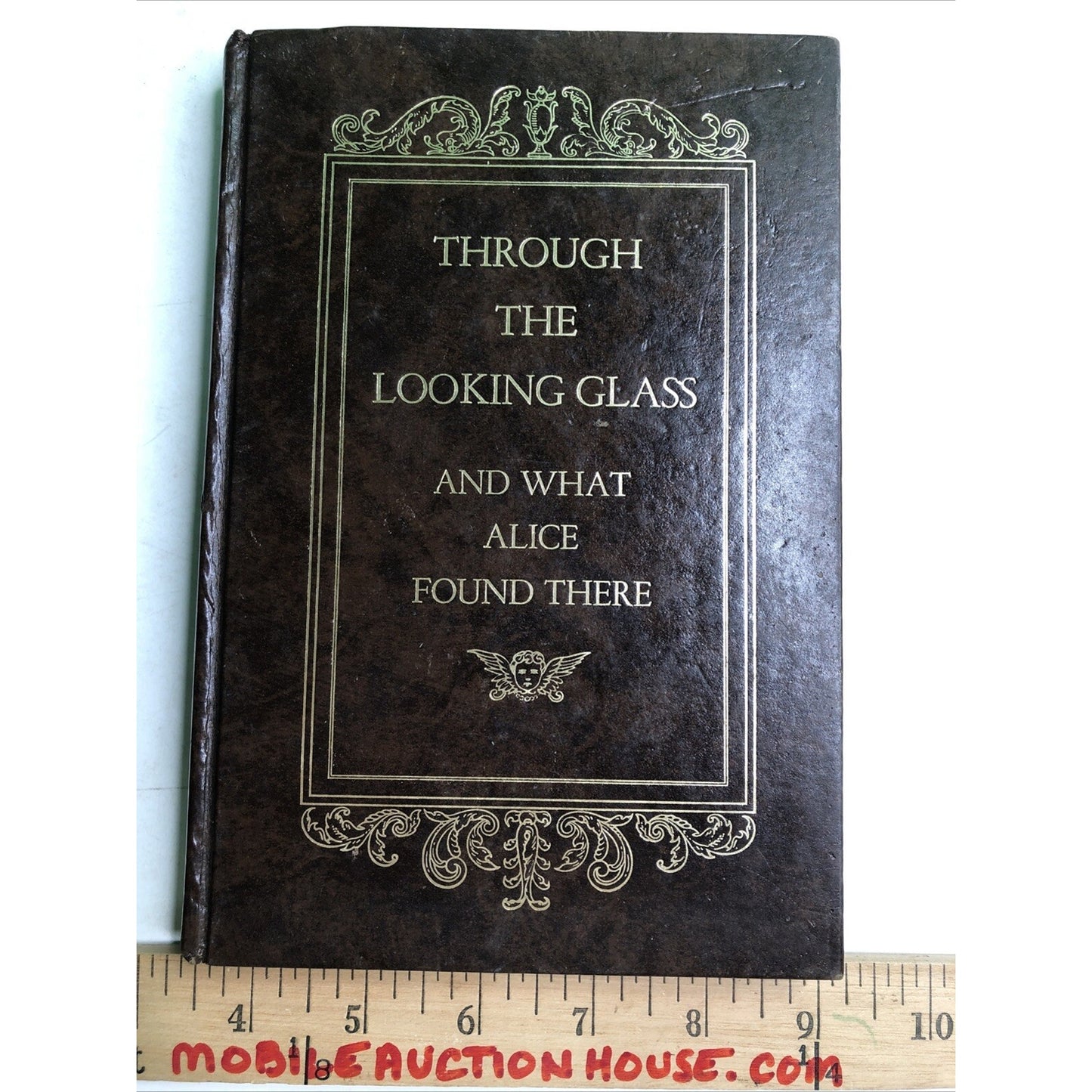Through the Looking Glass and What Alice Found There HC Lewis Carroll Illustrate