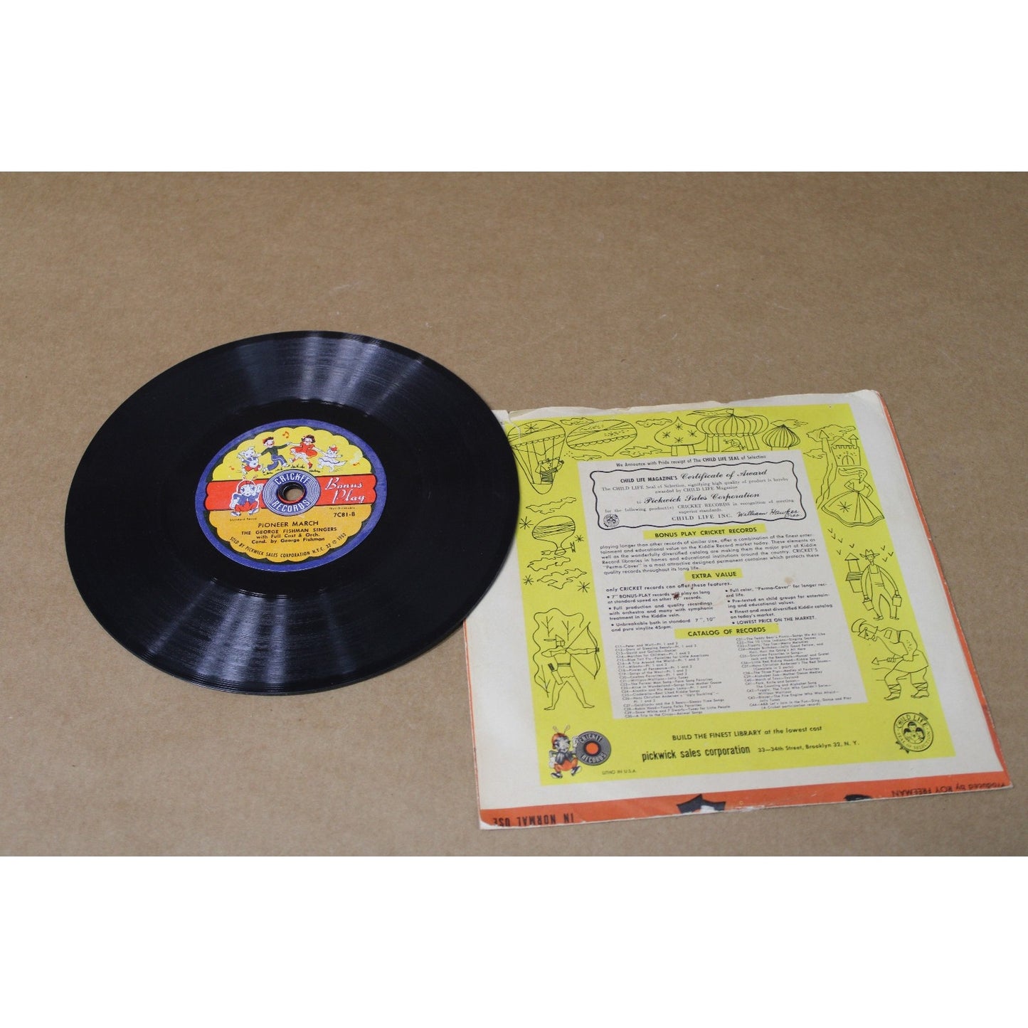 VTG Children's Cricket Records 45- Sir Lancelot and Pioneer March, Child Life