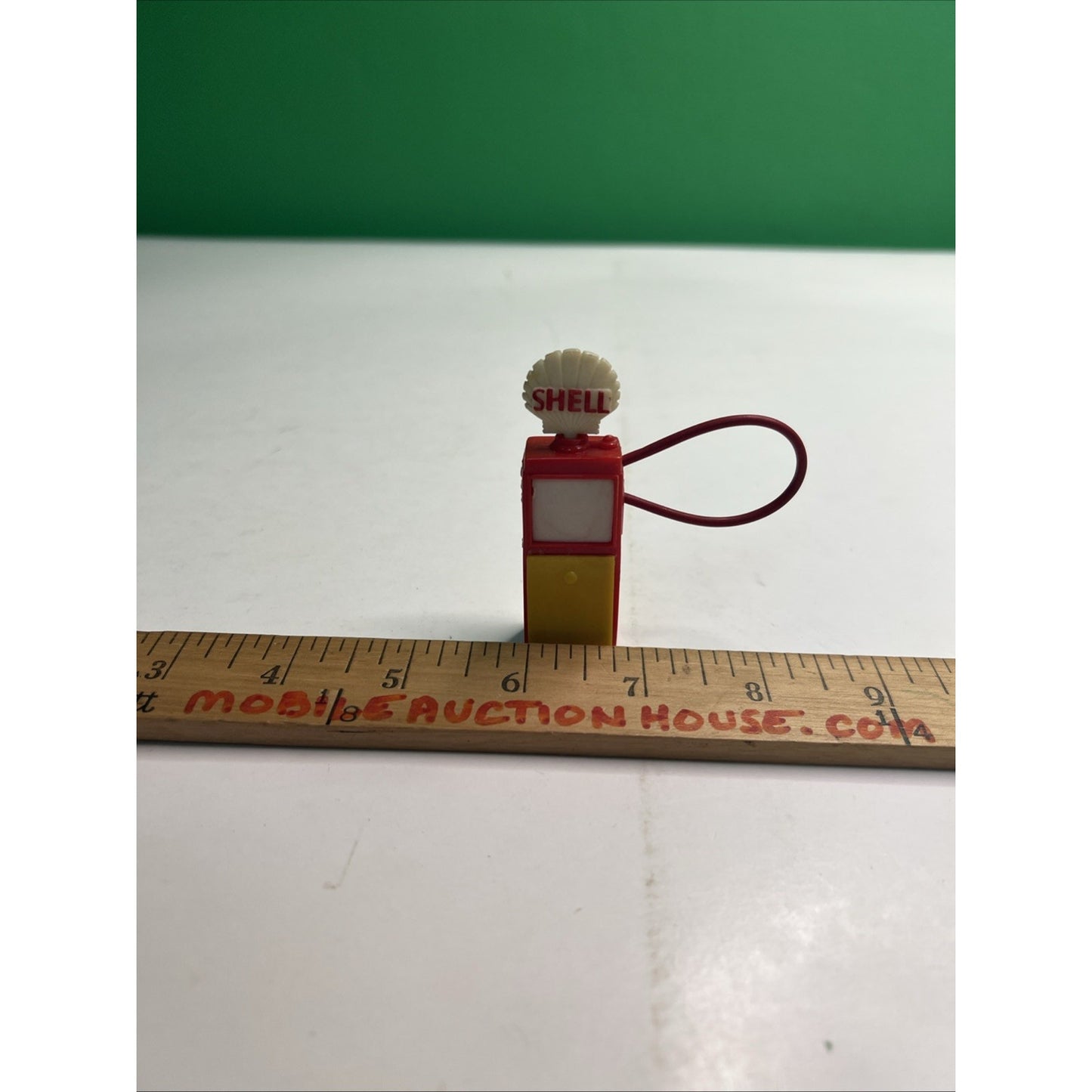 Vintage Shell Gas Pump Service Station Toy Plastic