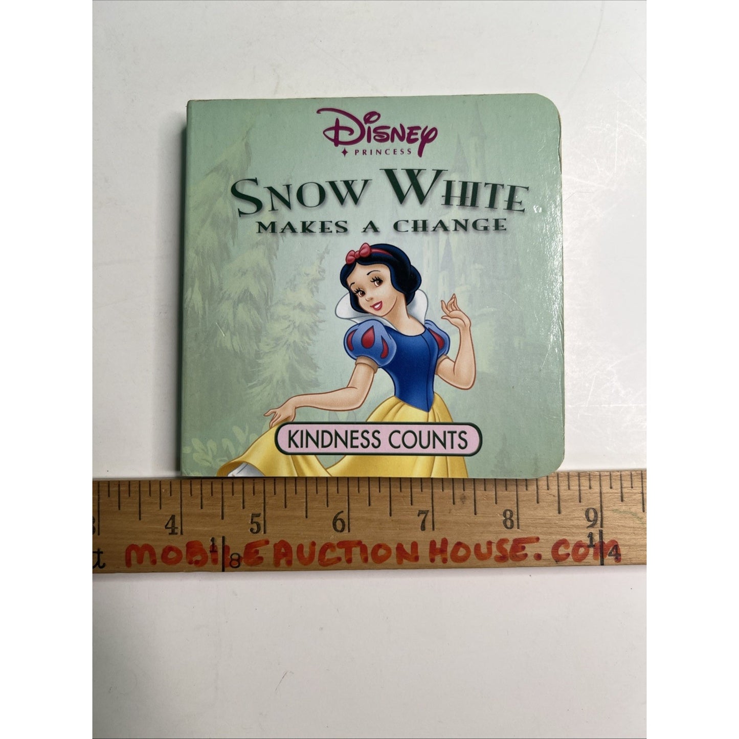 Disney Princess Snow White Makes a Change Kindness Counts Book 2003