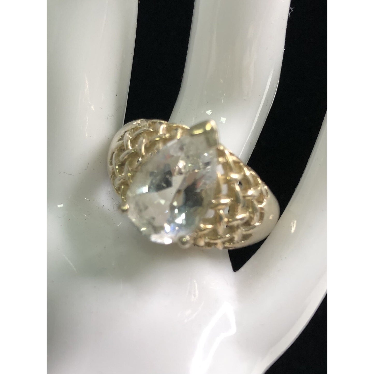 Vintage Sterling Silver RING SIZE 10 Teardrop Clear Stone Lattice Pattern Shank