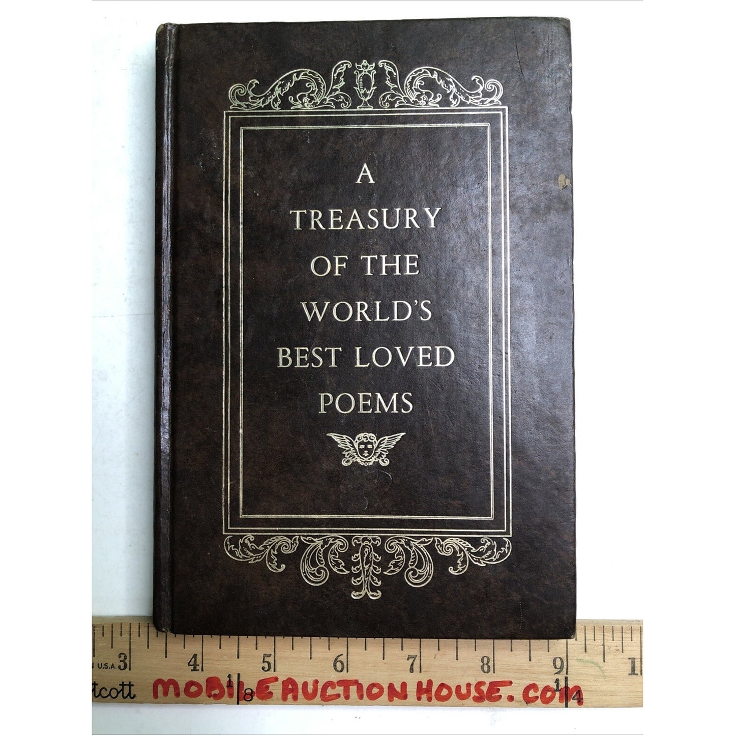 A Treasury of the World's Best Loved Poems Published by Avenel Hardcover