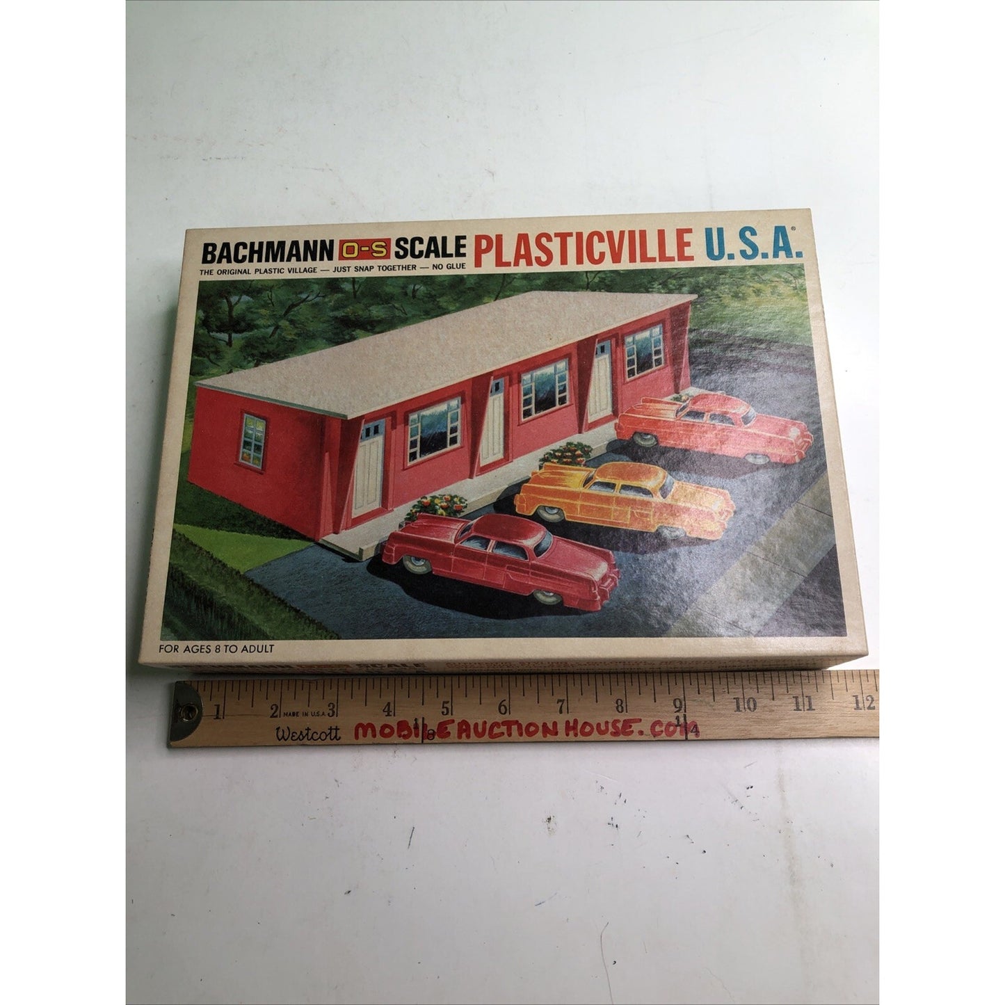 Bachmann Plasticville O/S Scale #1913 Motel Snap Fit Train Scenery Accessory