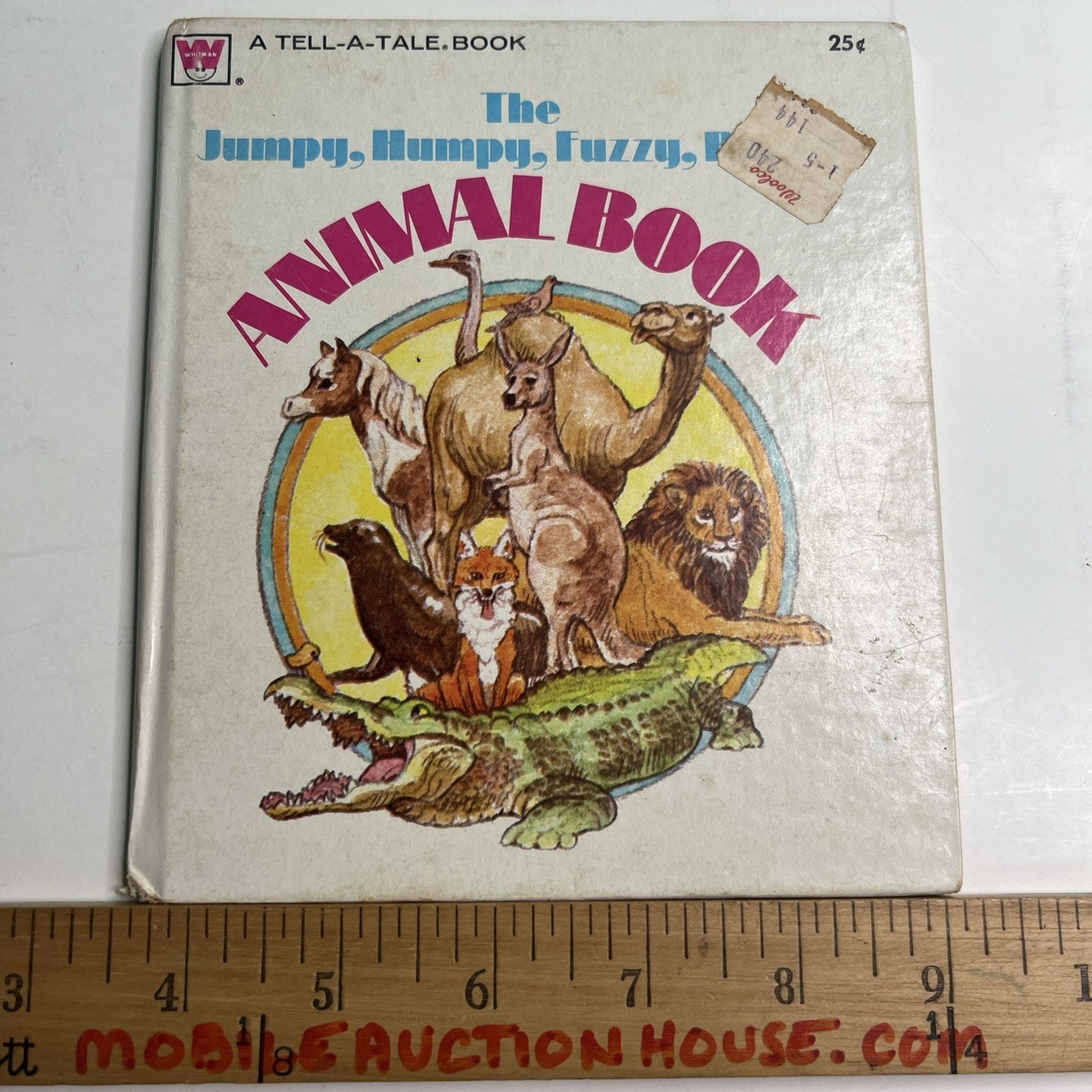 The Jumpy, Humpy, Fuzzy, Buzzy Animal Book Tell-A-Tale 1973 Davis Stone