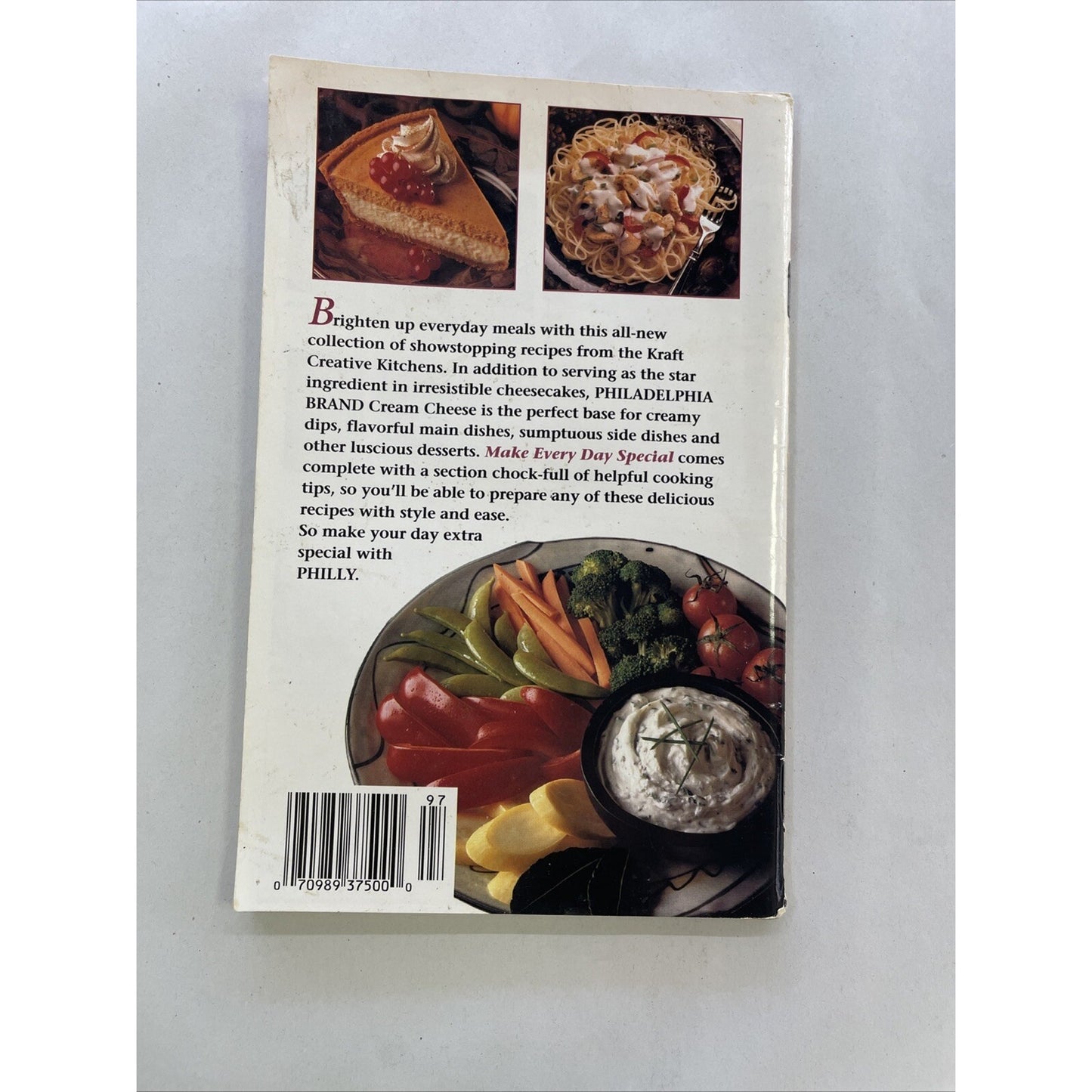 Favorite Brand Name Recipes : Kraft Philadelphia Cream Cheese (Paperback, 1996)