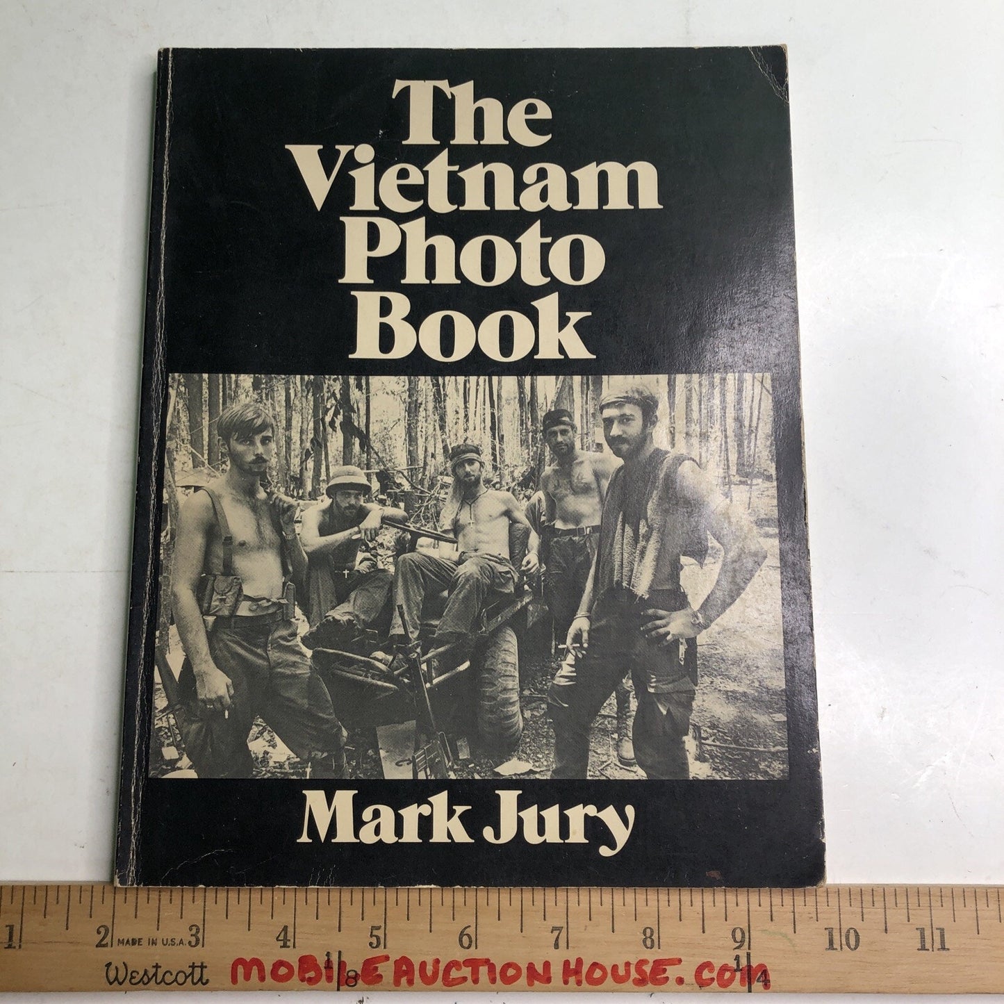 The Vietnam Photo Book by Mark Jury 1971 Paperback 1st Edition RARE