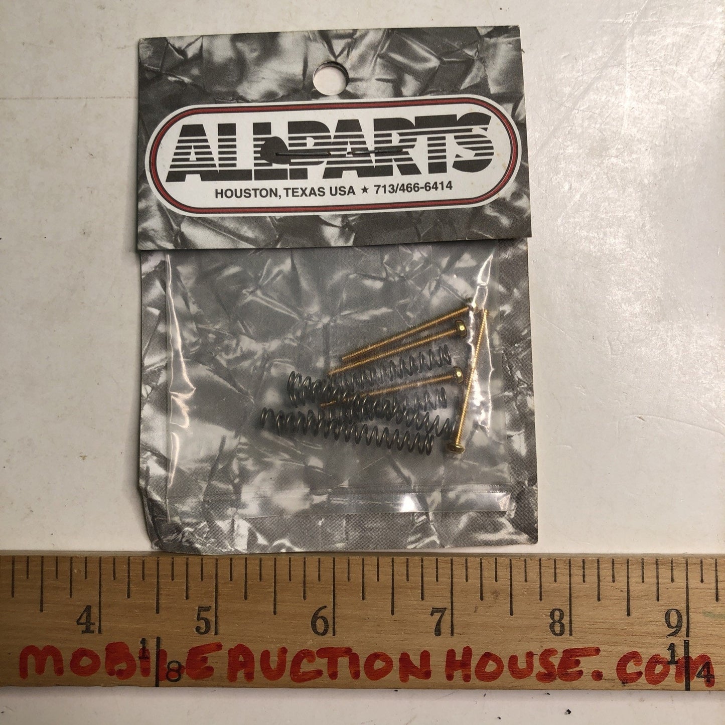Allparts GS 0012-002 Humbucking Screws Gold Set Of Four (4) Pickup Guitar Parts