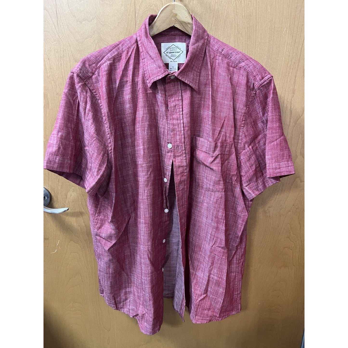St Johns Bay Mens XL Red No Tuck Short Sleeve 100% Cotton Button Down Shirt