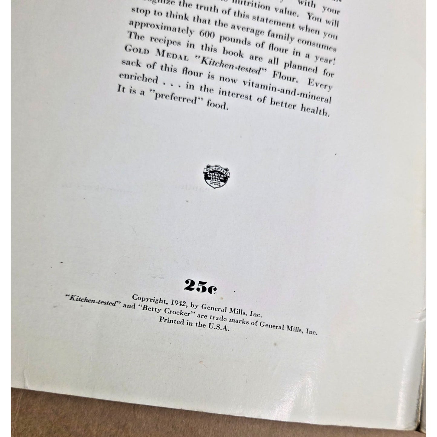 Vintage 1942 Betty Crocker Cook Book of All-Purpose Baking Gold Cover w/ Insert