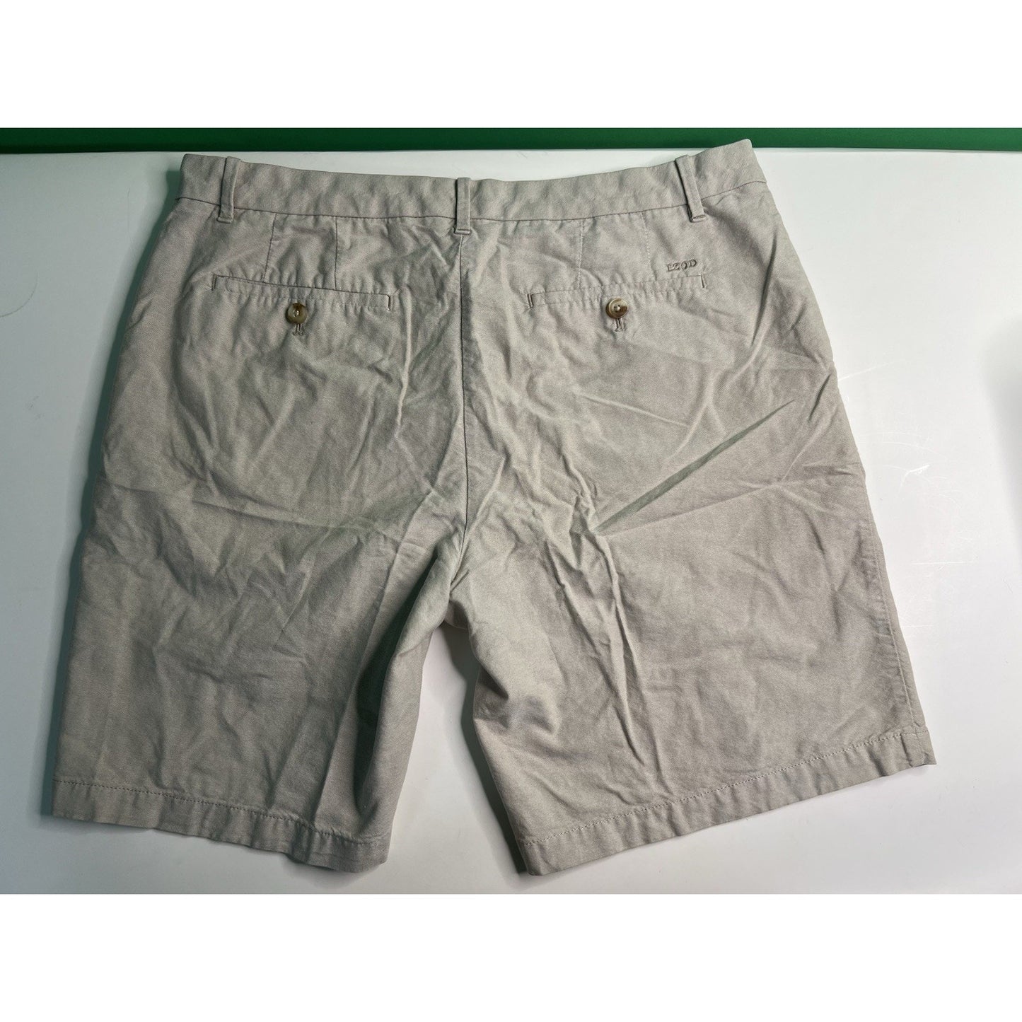IZOD Men’s 100% Cotton Shorts Size 36 Waist 9” Inseam Classic Khaki Color
