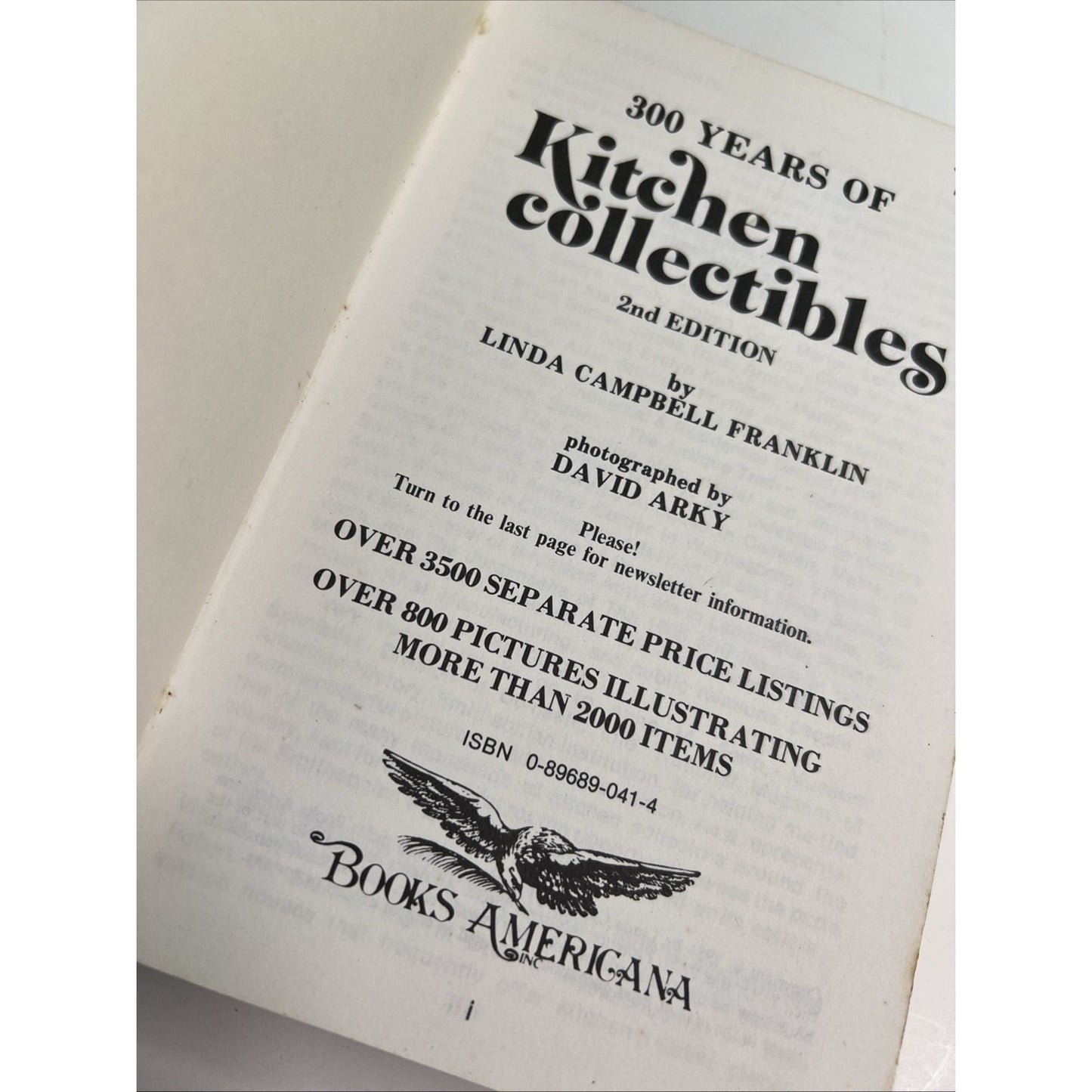 300 Years of Kitchen Collectibles by Linda Campbell Franklin 1984 PB 577 pages