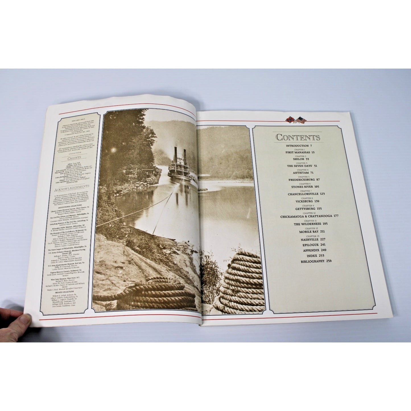 Battlefields Of The Civil War- William C. Davis, Illustrated History, Maps, 2000