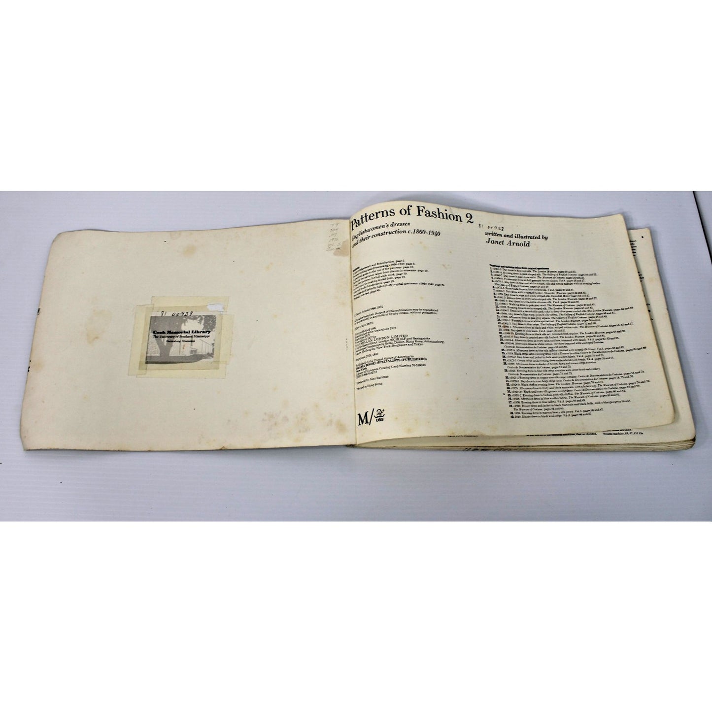 Janet Arnold- Patterns of Fashion, Vol. 2 Dresses & Their Construction 1860-1940