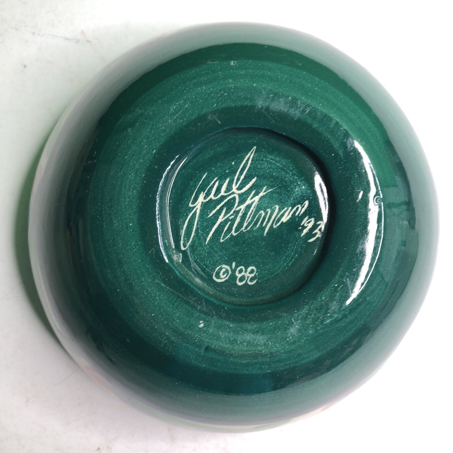 One 1993 Gail Pittman Pottery Bowl Signed Mississippi 5.75” Cereal Soup Dessert