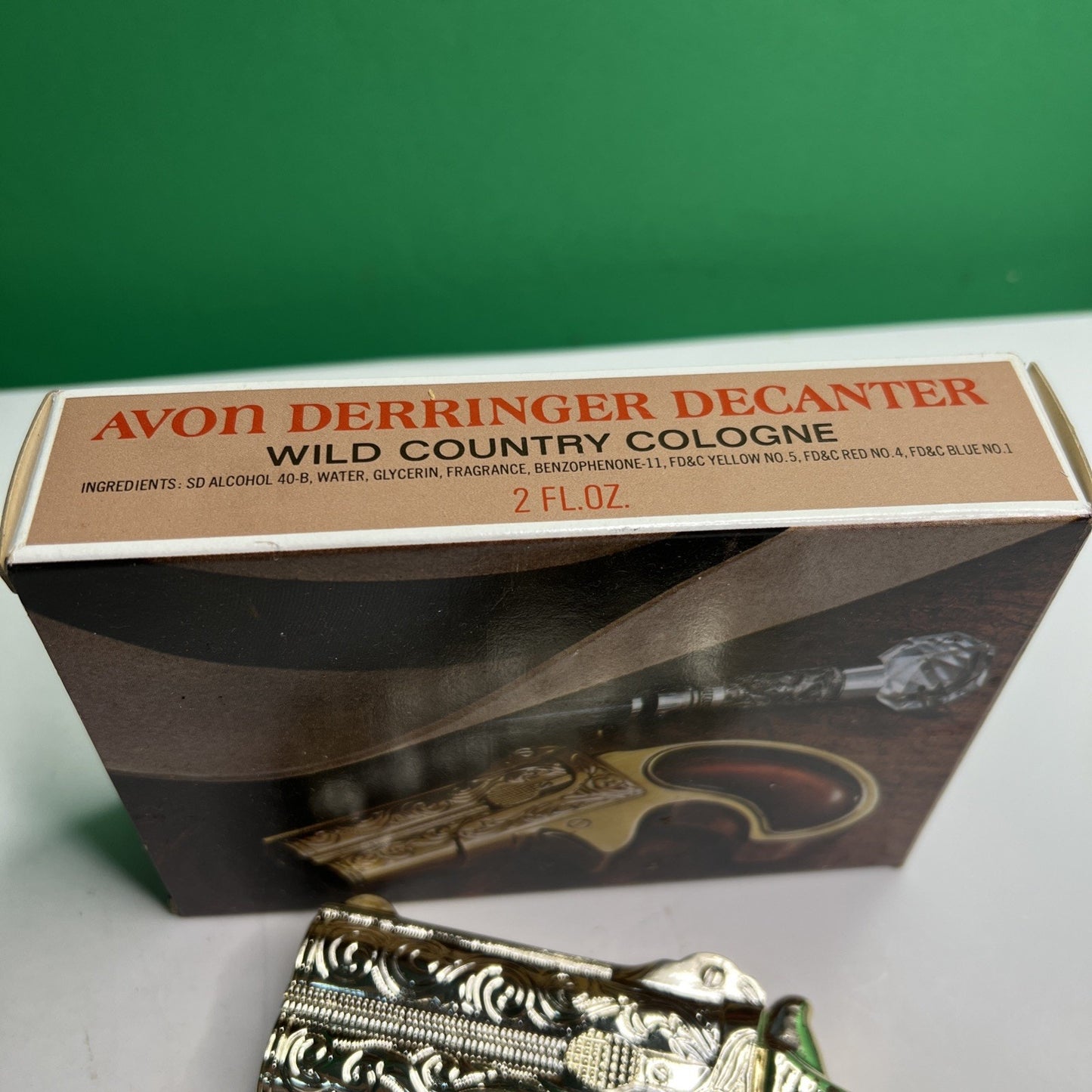 AVON Derringer Decanter Wild Country Cologne 2 fl oz Vintage Full NOS
