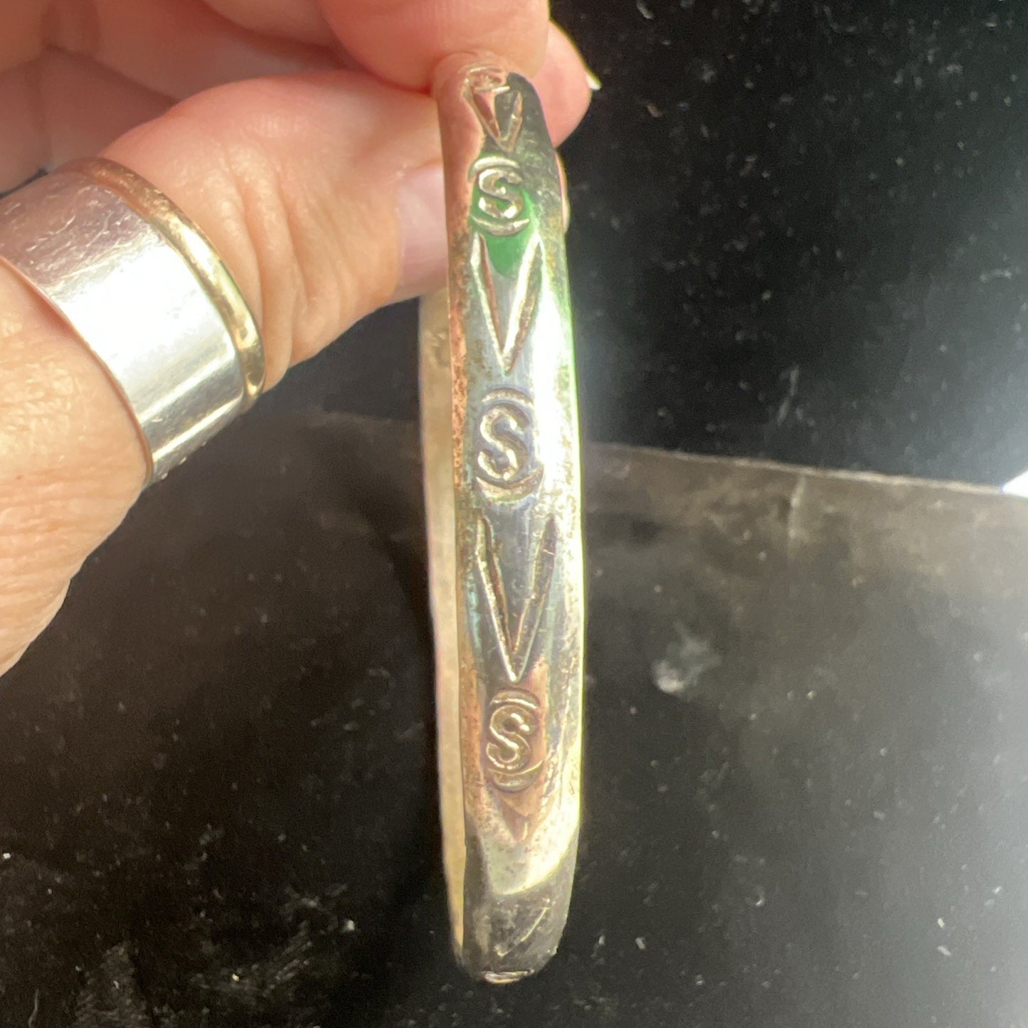 Vintage Mexico Sterling 925 Bangle Bracelet 21 Grams Solid