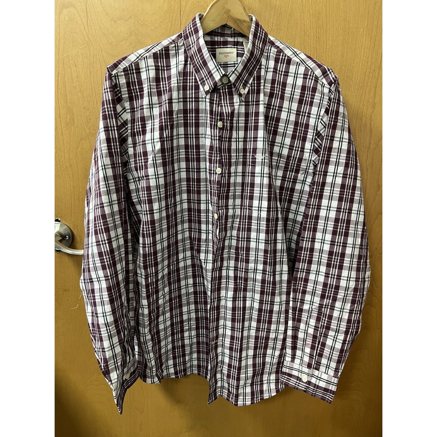 Dockers Men’s Plaid Button‑Up Shirt Size L Large Long Sleeve Casual Classic