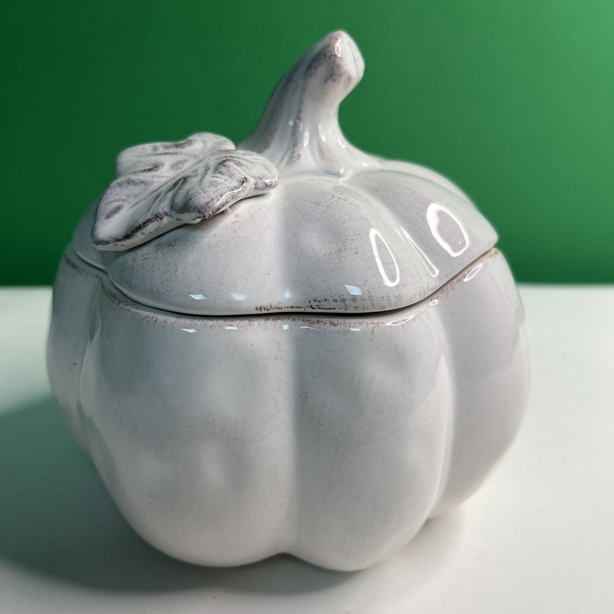 Pier 1 Hand Painted Dolomite Ceramic White Pumpkin Candy Dish W/Lid Distressed