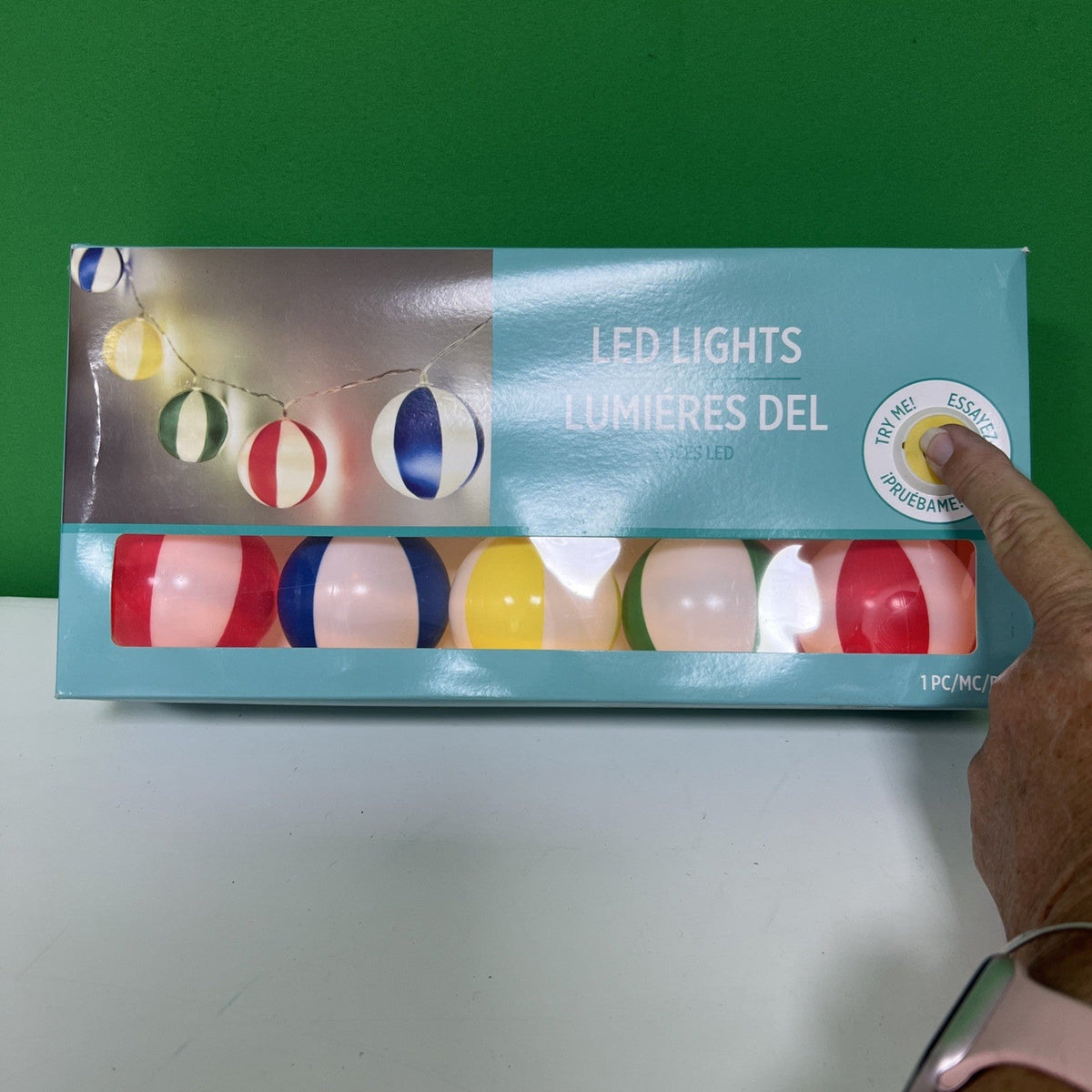 NEW - 10 LED Decorative Lights Battery Operated 5.7' Long 2 AA Batteries Needed