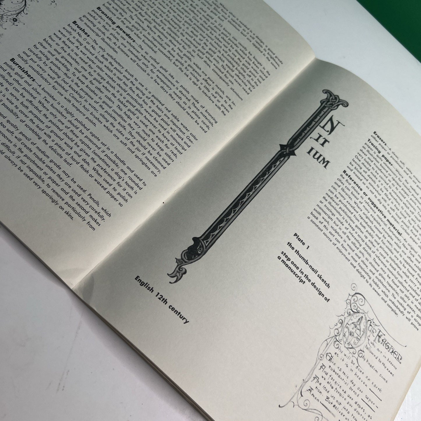 Higgins Ink Co., New York Design Group / Lettering PB Book Second Edition 1949