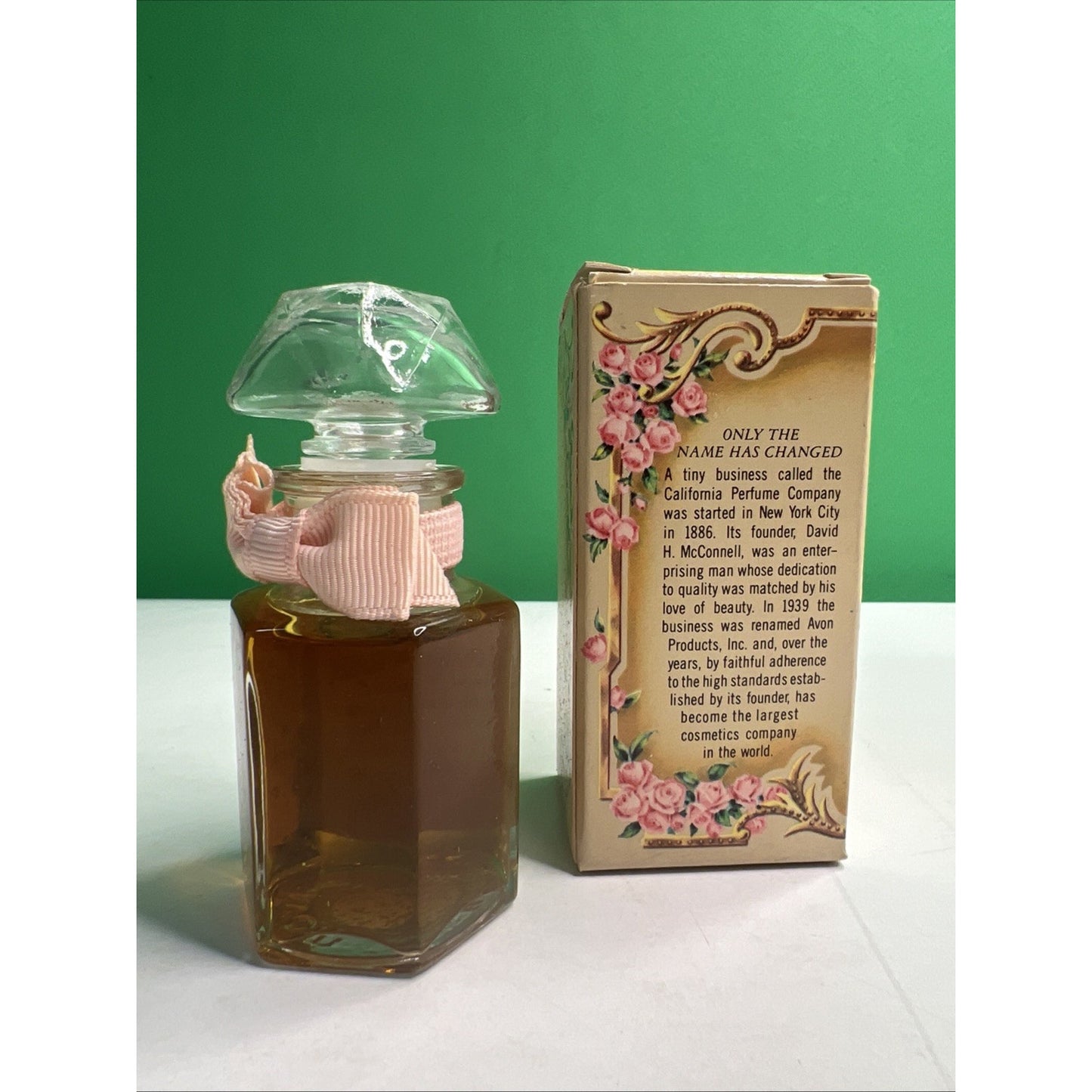 Avon California Perfume Co 1978 Anniversary Keepsake TRAILING ARBUTUS Vintage