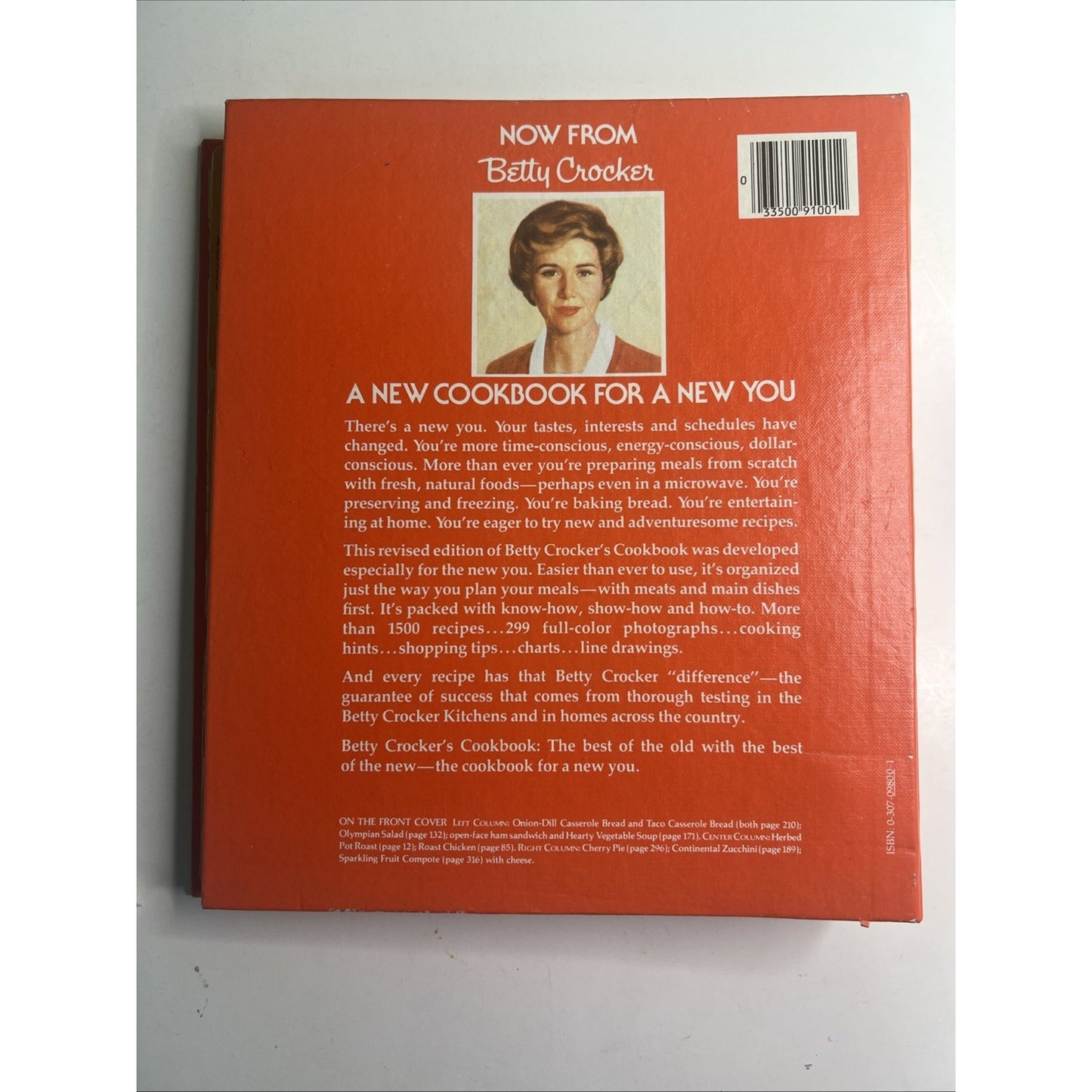 1984 Betty Crockers Hardcover Ring Bound Cookbook