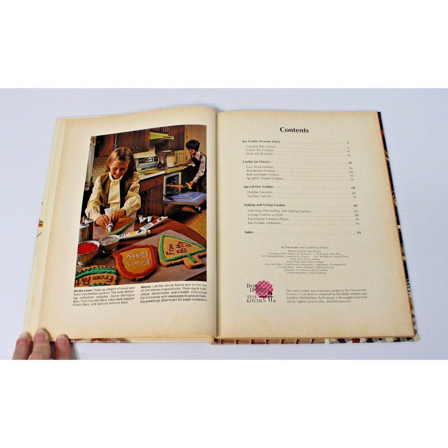 Vintage 1970s Better Homes & Gardens Homeade Cookies Cookbook- 200+ Recipes