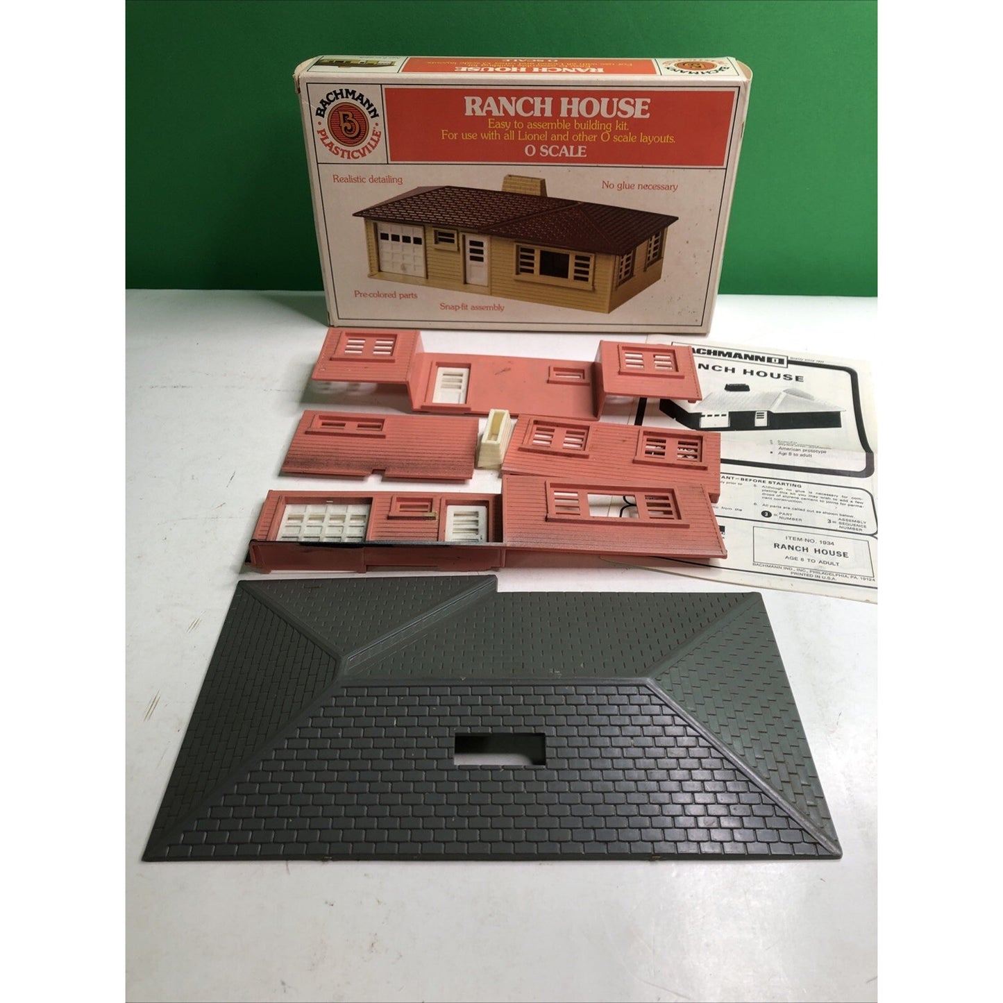 Bachmann Plasticville O Scale #1934 Ranch House Snap Fit Kit Train Lionel