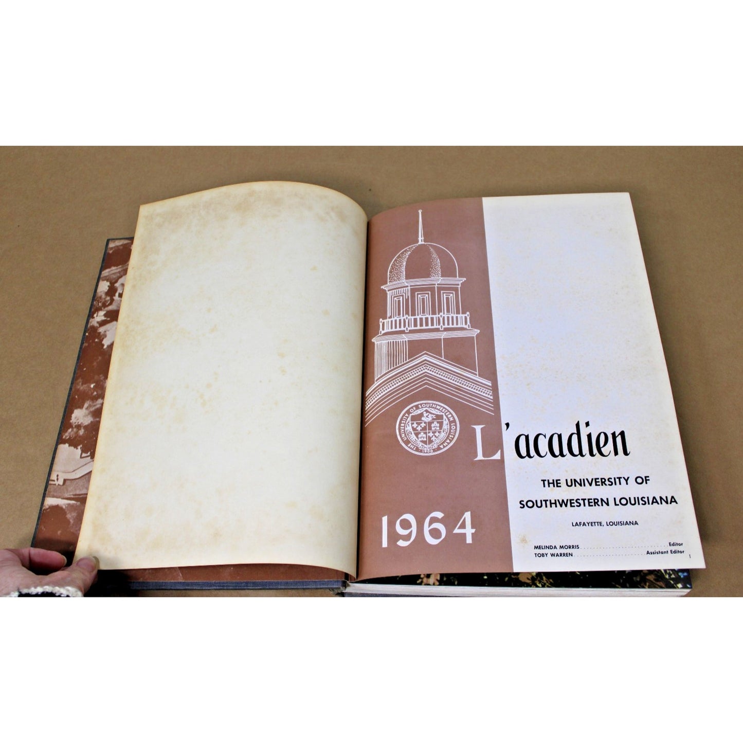 1964 University of Southwestern Louisiana "L'acadien" Vintage Yearbook