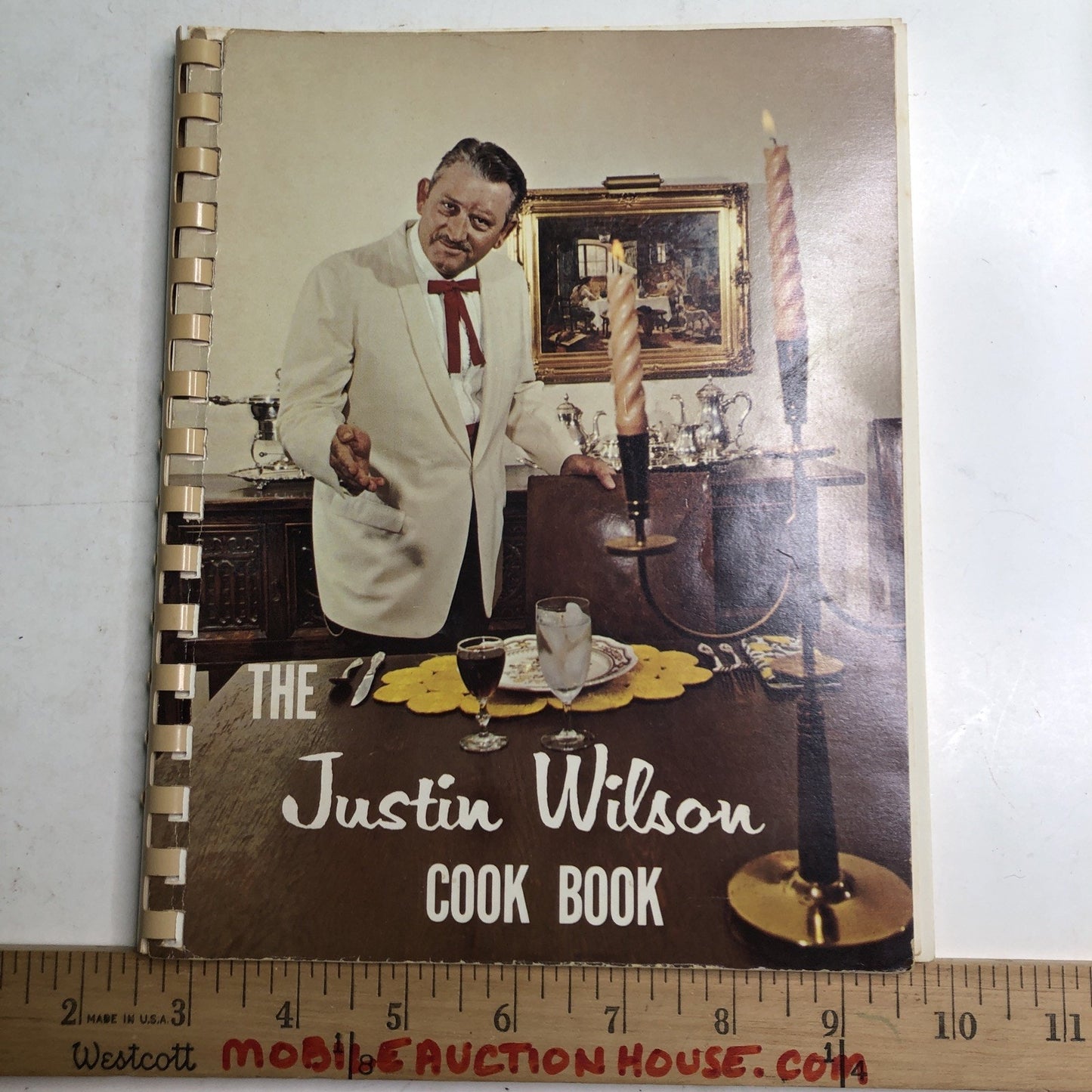 The Justin Wilson Cookbook Cook Book Louisiana Cajun Kitchen 1992 Eleventh Print