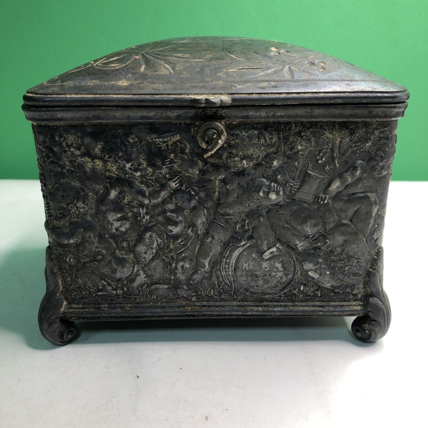 Antique Reed & Barton Silverplate Humidor #130 Cherubs With Key Monogrammed Top