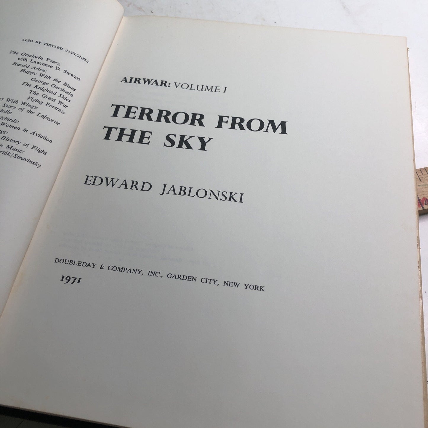 Airwar Vol 1 Terror From the Sky by Edward Jablonski 1971 HARDCOVER DUST JACKET