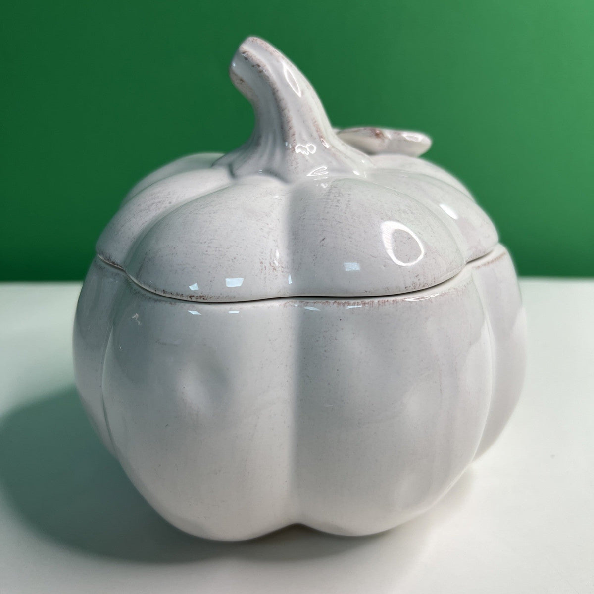 Pier 1 Hand Painted Dolomite Ceramic White Pumpkin Candy Dish W/Lid Distressed