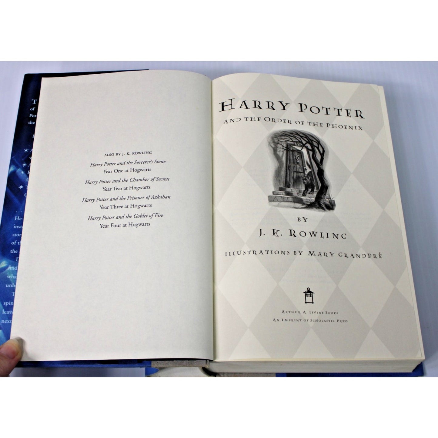 Harry Potter And the Order of the Phoenix- Rowling, 2003 1st Edition 1st Print