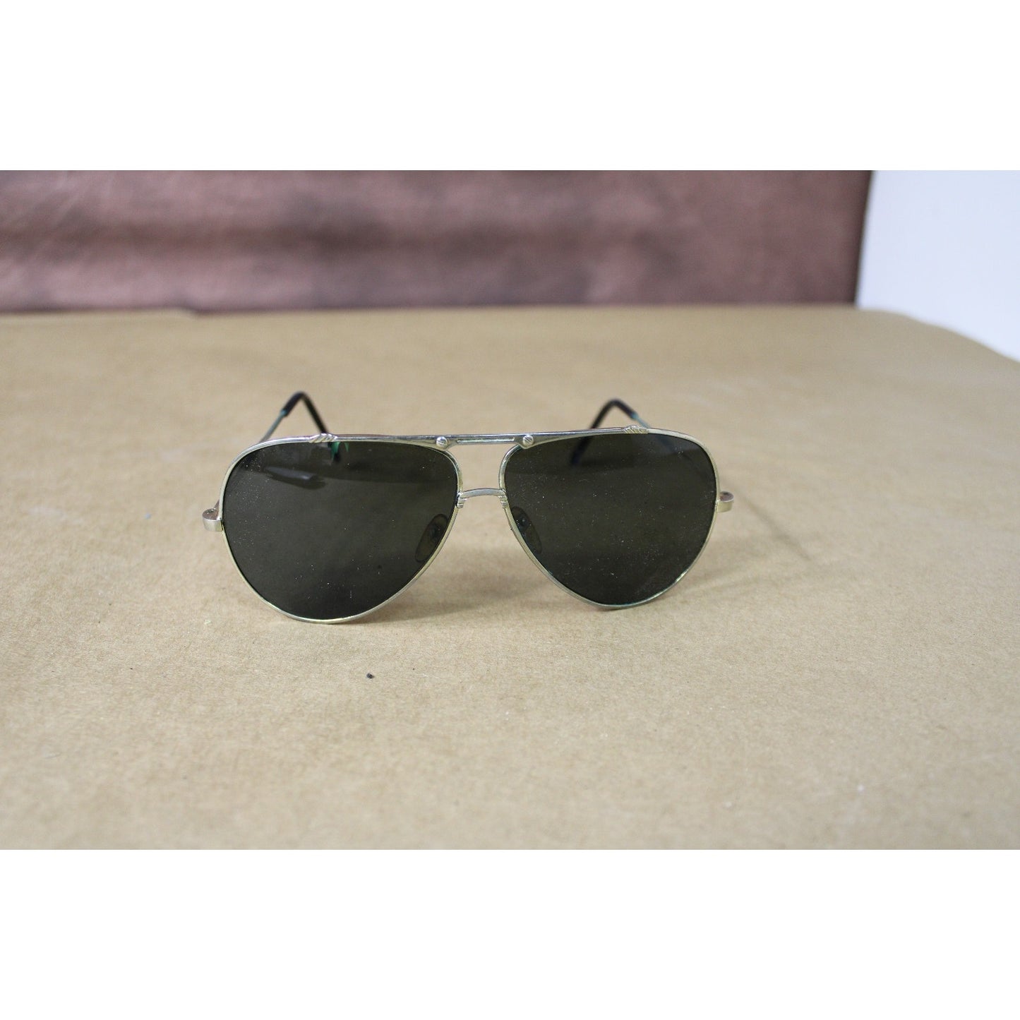 Vintage Aviator Sunglasses Etched Details, No Lens Scratchs