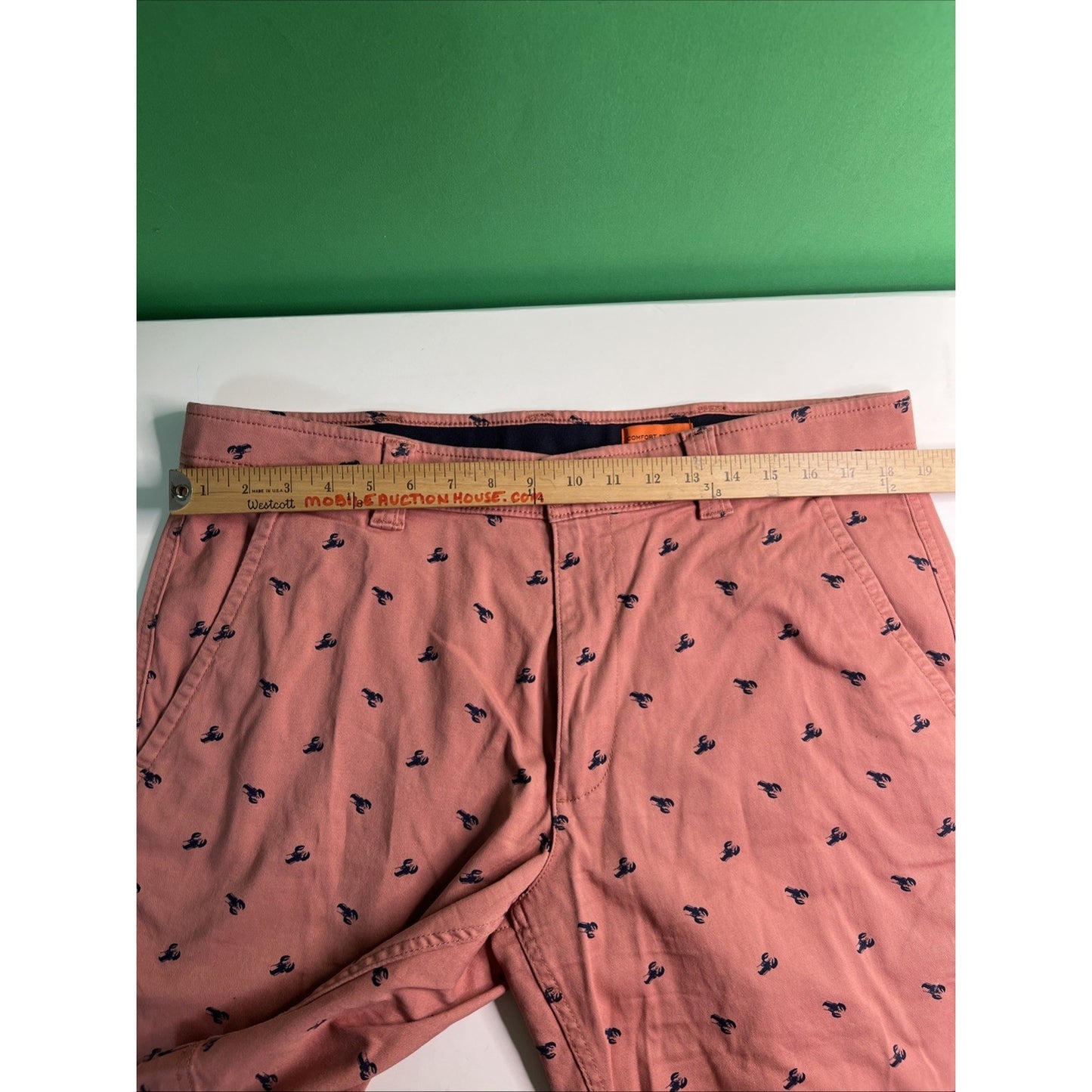 St. John's Bay Men's Comfort Stretch Chino Shorts Size 36 Bermuda Lobster