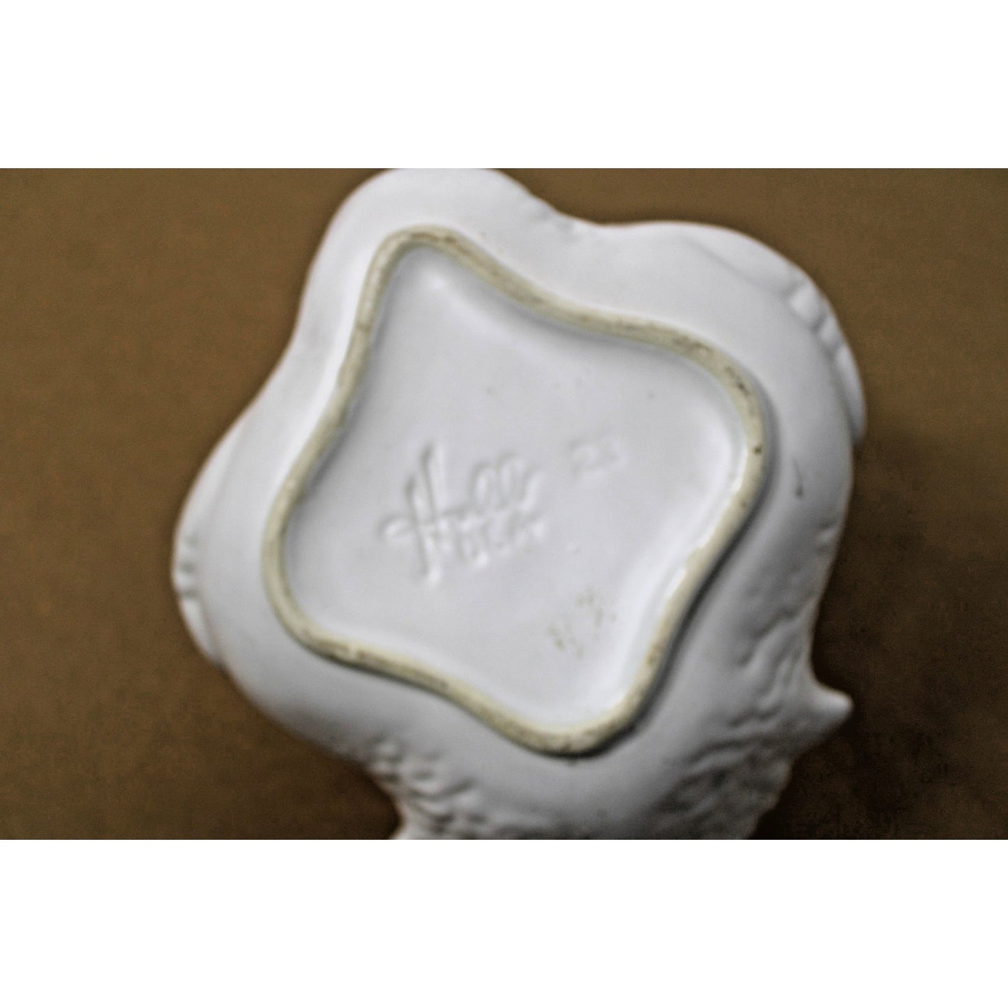 Vintage White Ceramic Swan Planter/ Dish- Hull Pottery USA #23 8.5" x 10.5" x 9"