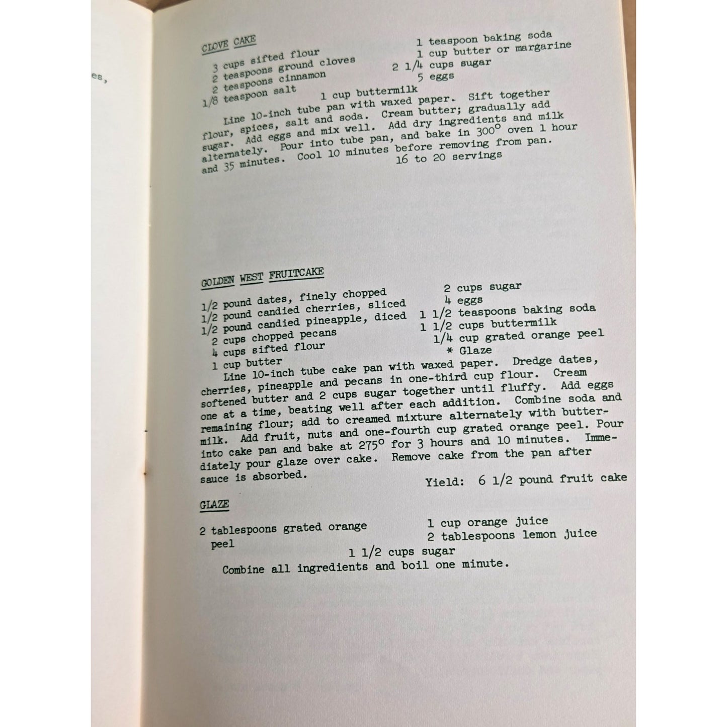Vintage 1966 Texas Electric Service Co Holiday Recipes Booklet MCM Retro Graphic