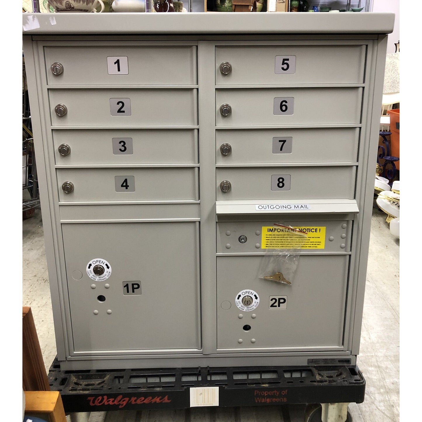 Salsbury Industries Mailbox 8 Slots Private Access Outgoing With Stand