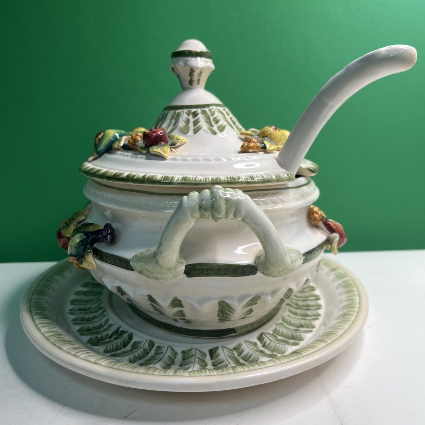 VTG Harvest Collection Hand-painted Ceramic Soup Tureen with Fruits Complete Set