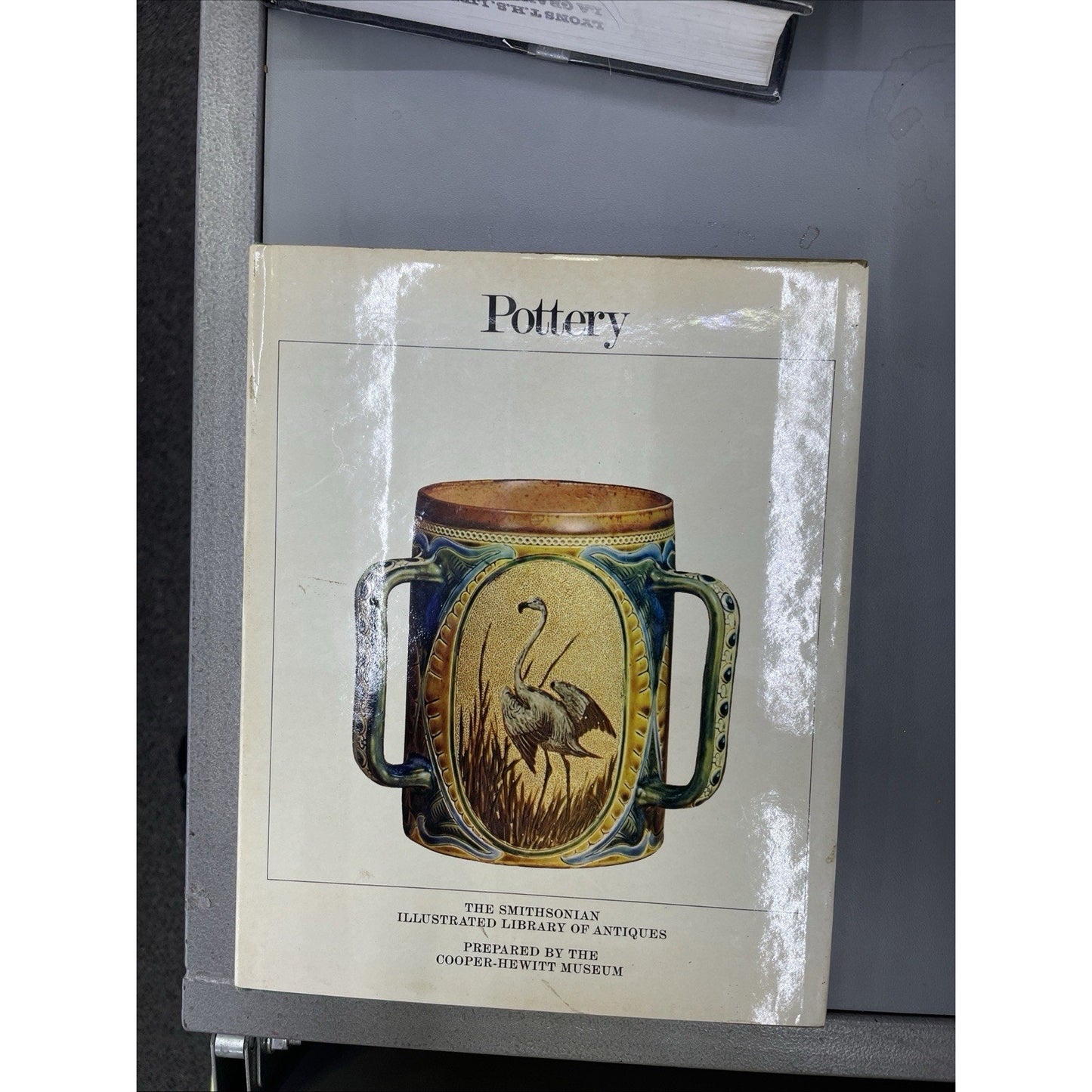 Brenda Gilchrist POTTERY Smithsonian Illustrated Library of Antiques 1981 HC DJ