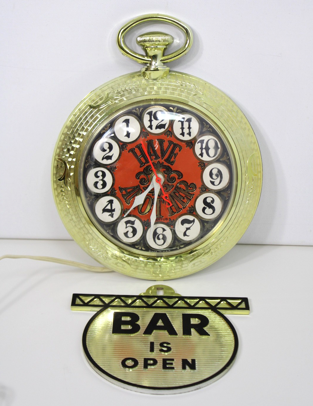 Vintage 1960s Spartus Electric Wall Clock, Bar Open/ Closed, Retro Man Cave