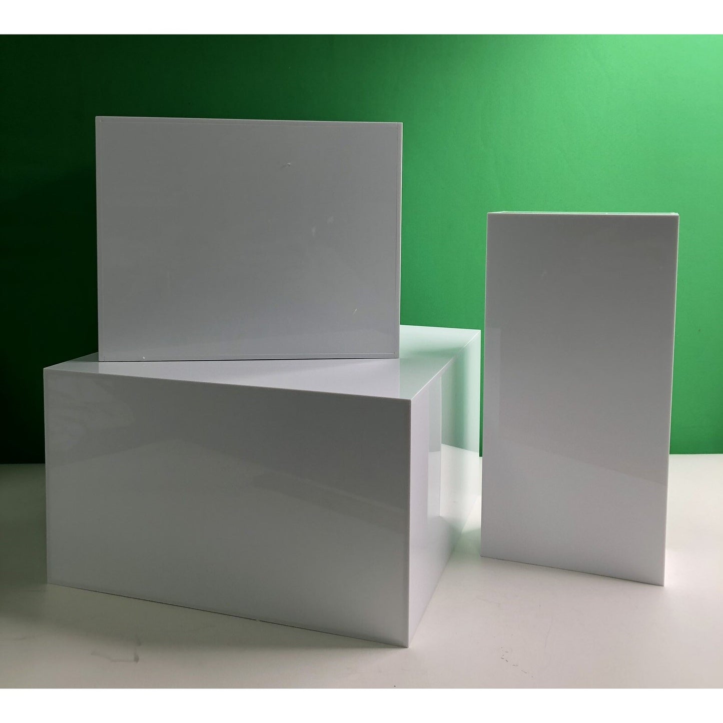 INSIGHT Six Sided ACRYLIC BOX SET Glossy White Store Displays Stands 3 Piece NEW